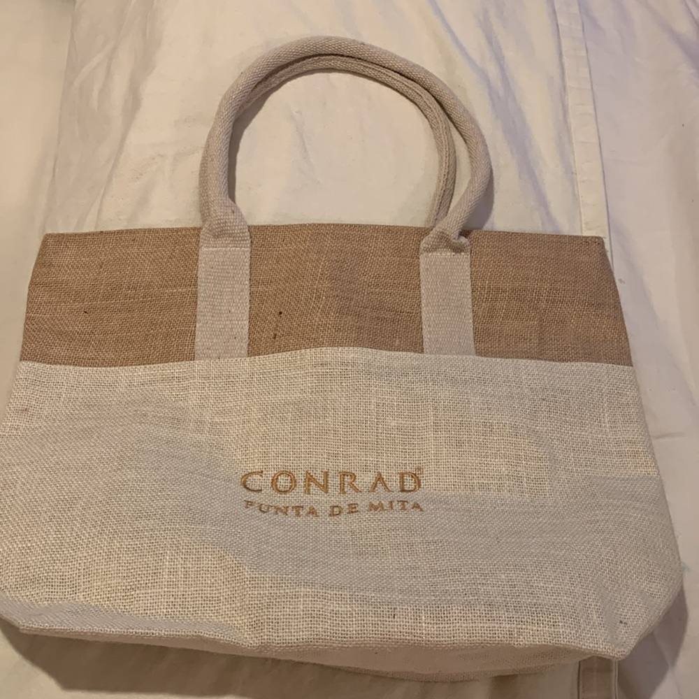 Absolutely stunning high quality 100% natural thick linen beach bag with zipper